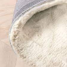 hoogpolig vloerkleed comfy creme heerlijk fluffy in 2021 vloerkleed koude voeten tapijtreiniger