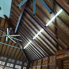 Ketika masuk area masjid kita disambut dengan 10 tiang. Masjid Mosque Ar Rahman Kampung Pulau Gajah Kota Bharu Kelantan Malaysia This Masjid Is About 15