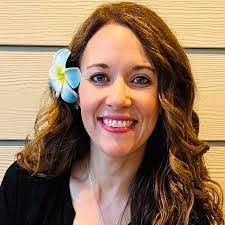 Courtney Woolston's Instagram, Twitter & Facebook