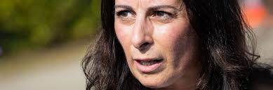 Daniela Cavallo: Die VW-Betriebsrätin, die dem Krisen-Konzern die Stirn  bietet