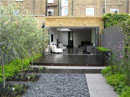11 Garden Ideas To Steal From London Gardenista Modern Garden Design Garden Design Townhouse Garden