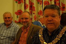 Kedington Air Memorial Group's appeal boosted by sculptor's special  appearance