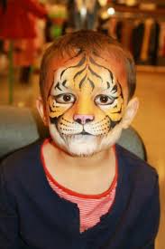 Halloween Schminken Kinder Originelle Ideen Zum Nachmachen Halloween Schminken Kinder Kinder Schminken Schminkgesichter