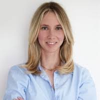 Anna Karl's Instagram, Twitter & Facebook