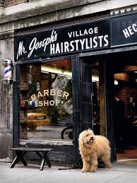 Epingle Par Marta Garzon Sur Urban Salon De Coiffure Vintage Deco Salon De Coiffure Vitrine Salon