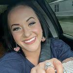 Hillary Thacker's Instagram, Twitter & Facebook