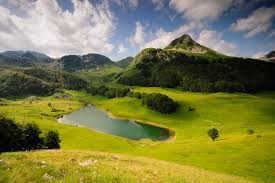 Последние твиты от sutjeska national park/sutjeska nacionalni park (@sutjeskanp). Datei Orlovacko Jezero Na Zelengori Nacionalni Park Sutjeska Jpg Wikipedia