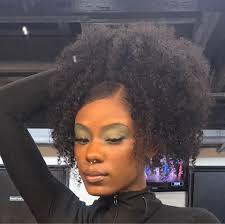 Bro literally waited till the reunion to air just to unfollow Huda? 💀 I  don't get how some of y'all like him