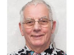 Much-loved Christmas lights legend among Lincolnshire Echo death notices  this week