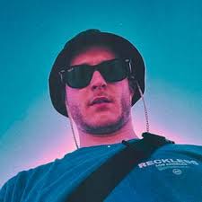 Ralph Falcon, Victoria Wilson James