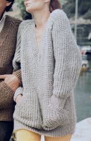 Big and cozy and with a wonderful knit look, this oversized sweater is perfect for cooler weather. Instant Download Pdf Vintage Row By Row Knitting Pattern To Make Ladies Oversized Chunky Long Sl Sweater Pattern Sweater Knitting Patterns Pdf Knitting Pattern