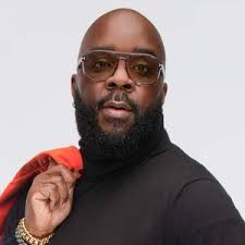 Katie Knipp Concerts & Live Tour Dates: 2025-2026 Tickets