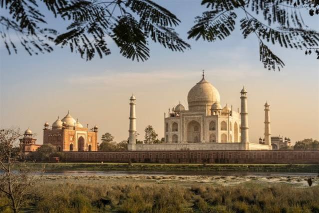 Mehtab Bagh – The Moonlit Garden – Agra – Kevin Standage