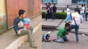 Maybe you would like to learn more about one of these? Deretan Foto Sedih Pria Patah Hati Karena Ditolak Wanita Ada Yang Sampai Peluk Kaki Gebetan Tribunstyle Com