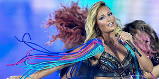August 1984 wurde helene fischer unter dem namen jelena petrowna fischer im sibirischen krasnojarsk in der früheren udssr (sowjetunion) geboren. Helene Fischer Als Phanomen Alles Fur Euch Meine Lieben Taz De