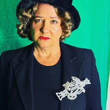 Bronny Lane (@AskBronny)