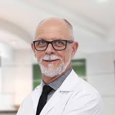Dr. Douglas Rocha Russo Ortopedista