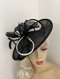 Fascinator Hat Black and Ivory Saucer Disc Headpiece With Feathers