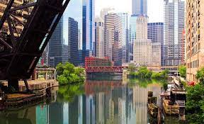 4 Star Top Secret Chicago Hotel Chicago Il Stay At 4 Star Top Secret Chicago Hotel With Dates Into May Chicago Hotels Travel Chicago Attractions