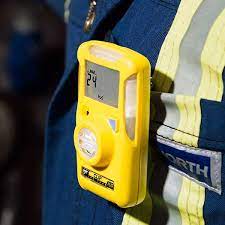 Just turn on the device and it runs continuously — no need for calibration, sensor replacement, battery replacement or battery charging. Bw Clip 2 Year Gas Detector With Real Time Rockall Safety