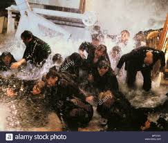 titanic sinking movie high resolution