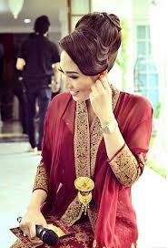 Bagaimana apakah dari beberapa model baju dress brokat diatas ada yang cocok dengan selera anda. 89 Songket Ideas Malay Wedding Dress Malay Wedding Dresses