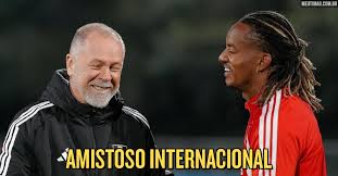 Carrillo entra em campo pelo Peru contra Senegal na estreia de ex-Corinthians; saiba onde assistir