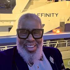 I'm excited to start this new creative journey in professional mode! Check  out my profile to learn more about me and follow me to stay connected.  #professionalmode