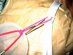 Cheap, quick and easy to use. Hands Free Pumping Kellymom Com