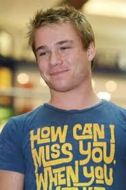 左邻右舍_购票_剧情介绍_演职人员_图集-猫眼电影