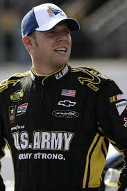 He won his first nascar spring cup series race at the 2011 showtime 500 in darlington. Regan Smith Rennfahrer Wikipedia