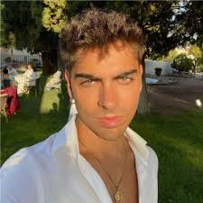 Hace un año tomé la decisión de dejar mi Facultad —la que fuera mi casa…