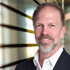 Matt Lander's Instagram, Twitter & Facebook