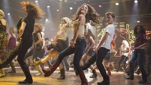 Footloose 2011 Putlocker Film Complet Streaming Rock N Roll Ist Ren Maccormacks Lebensmotto Und Tanzen Seine New Years Song Happy New Year Song Footloose 2011