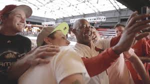 Major league baseball (mlb) is an american professional baseball organization and the oldest of the major professional sports leagues in the united states and canada. Mlb Memory Bank The Shorty Awards