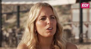 A Place In The Sun host Jasmine Harman "deserves a medal" as fans slam  house-hunters' behaviour 👀⬇️