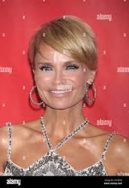 Kristin London's Instagram, Twitter & Facebook