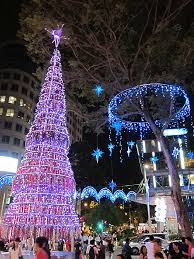 Top 10 Christmas Lights Displays Cheapflights Outdoor Christmas Lights Christmas Light Displays Christmas Lights