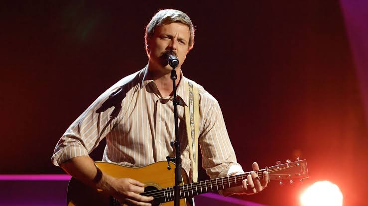 Cade Mower Gets FOUR-CHAIR TURN with “Something in the Orange" | The Voice Blind Auditions | NBC