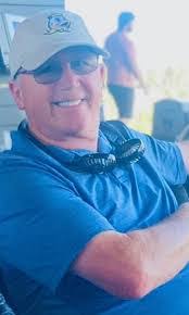 Jason Curl's Instagram, Twitter & Facebook