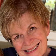 What are good places to eat near Ewing for late lunch or early dinner