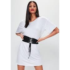 White Oversized Corset Belt T Shirt Dress From Missguided On 21 Buttons And no matter how silly the trend sounds, it is very much wearable. white oversized corset belt t shirt dress from missguided on 21 buttons