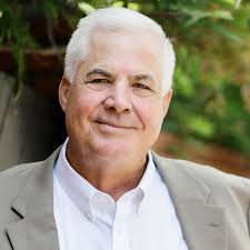 UZURV CEO And Leadership: Executives and Demographics