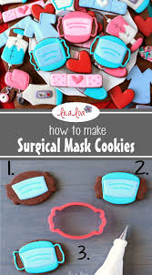 Use This Cookie Decorating Tutorial To Learn How To Make Cute And Easy Surgical Face Mask Sugar Cookies Cookied Cookie Decorating Nurse Cookies Sugar Cookies