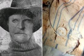 Discoverer of Gold in Eastern Oregon. In the (old) Auburn, Oregon Cemetery  near Baker City you will find the graves of Henry Griffin and his family.  (Wife Mary A Degenave? Son John