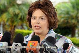 Ang nagsalin sa filipino aa talumpatu ni dilma rousseff sa kanyang inagurasyon. Dilma Rousseff