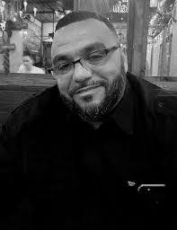 Edward Ratcliffe's Instagram, Twitter & Facebook