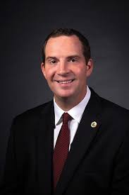 Mayor to unveil new CAO pick June 6 as interim leaders step in