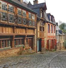 Superbe Vue De Dinan Dans Les Cotes D Armor Bretagne Barcelone Espagne France