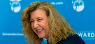 From Interim to Permanent Superintendent: Broward's New Superintendent Vickie  Cartwright